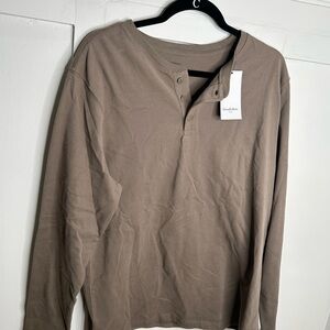 Casual Long Sleeve Henley Shirt - Brown size large brand new